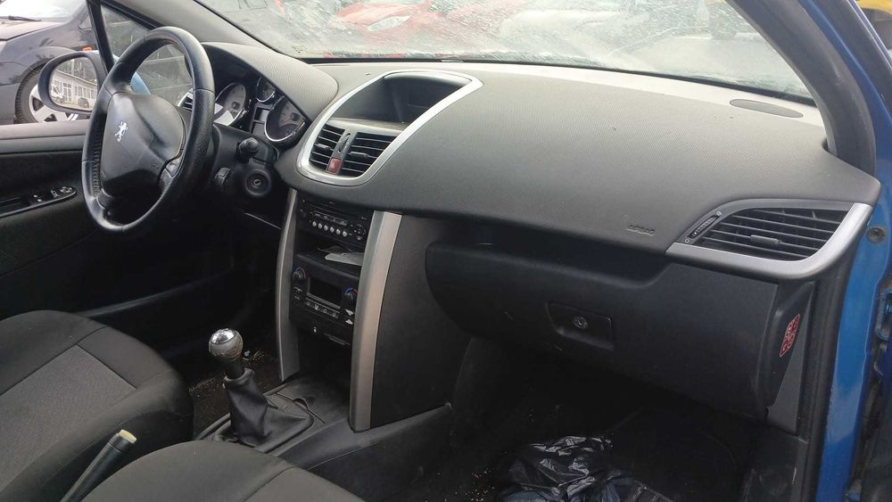 Dezmembrez Peugeot 207 1.6 HDI DIN 2007 - 9HZ