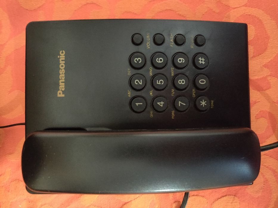 Телефон проводной Panasonic KX-TS500MXR