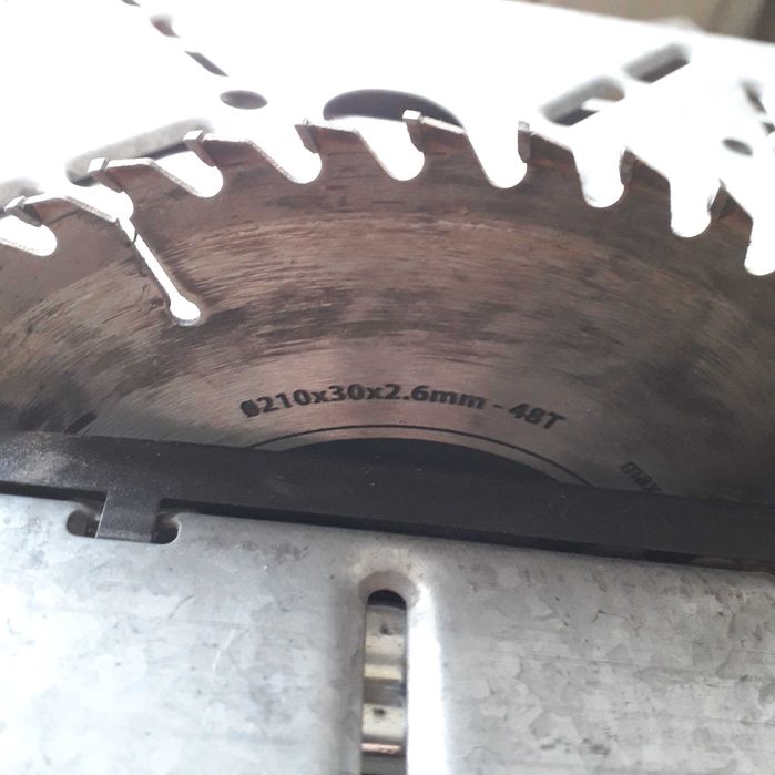 Wolfcraft Pioneer banc de lucru pliant cu menghina si circular