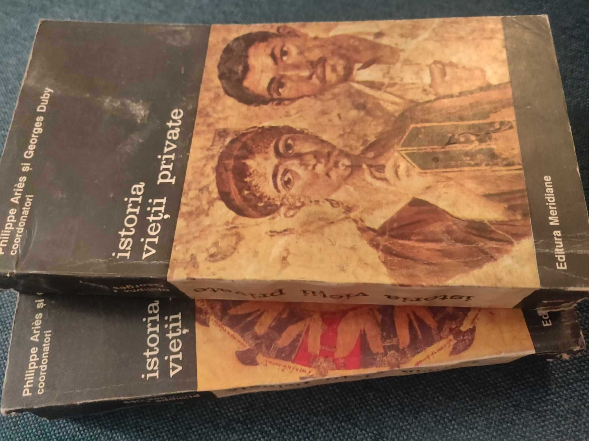Vand cărți diverse!