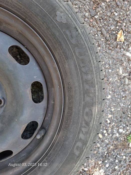 Vând anvelope vară Sumitomo, în stare foarte bună.