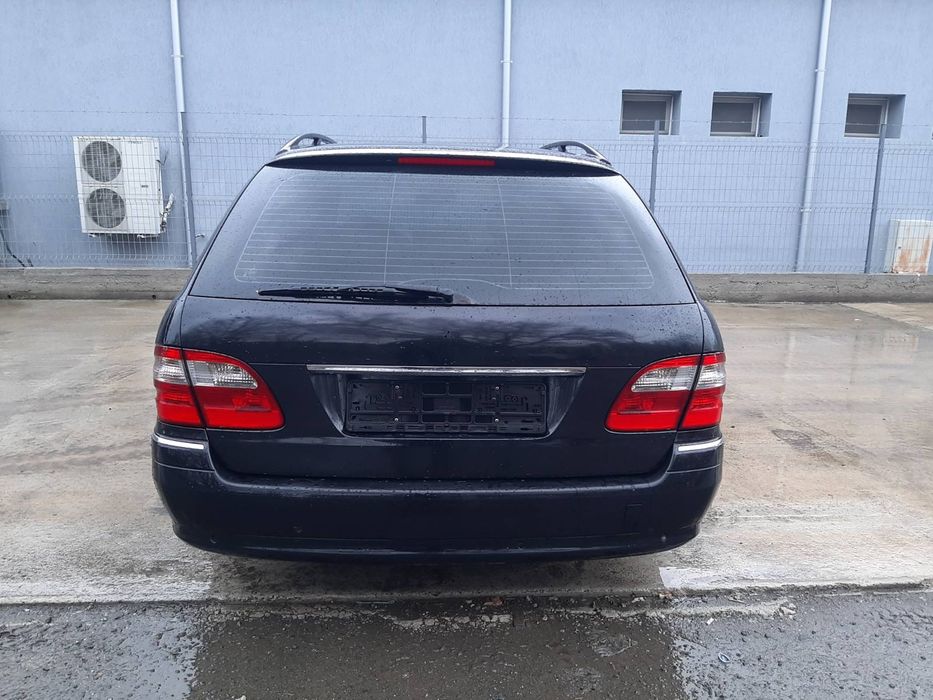 Mercedes Benz E 270 177к.с