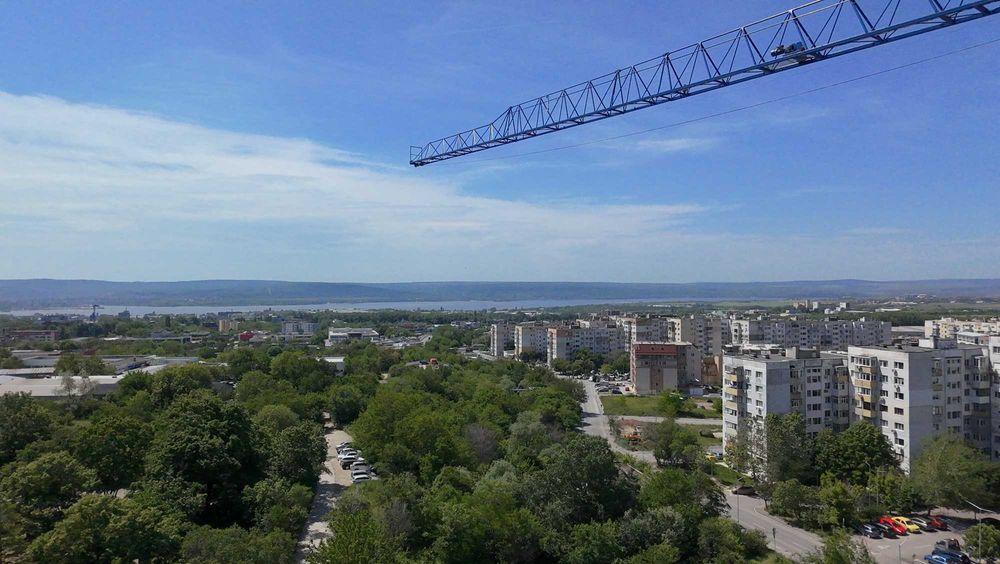 Тристаен Апартамент С Нескриваема Панорама В Новострояща Се Сграда