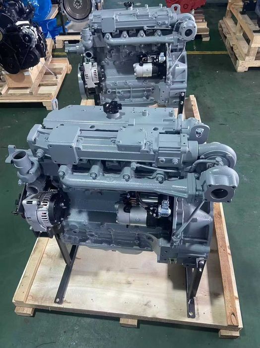 Motor complet nou BF4M2012 - Piese de motor Deutz