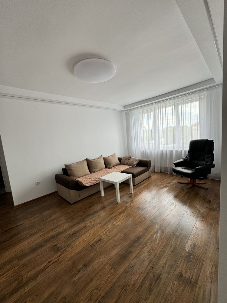 Vanzare apartament, 2 camere, Campia Turzii zona centrala