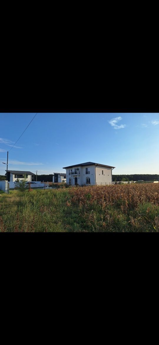 Vand loturi teren casa Snagov intravilan, toate utilitatile, asfalt