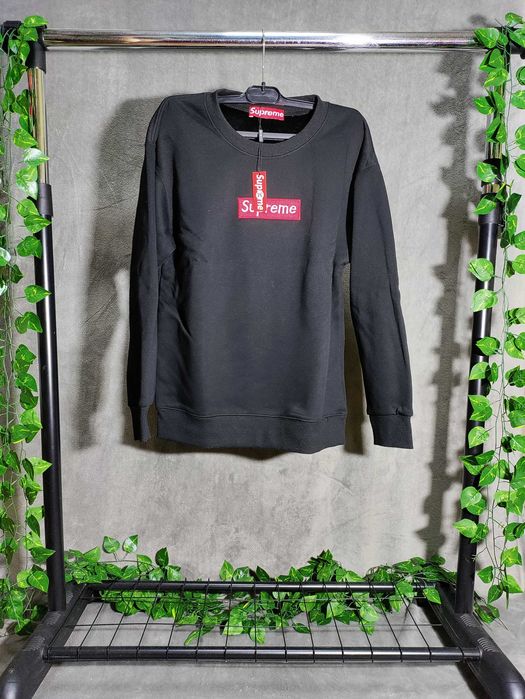 Bluza Supreme marimea XS