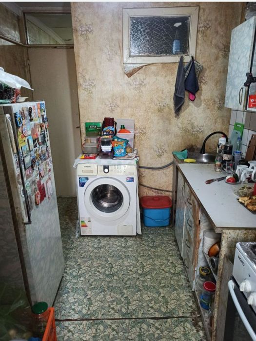 Квартира продаётся Чиланзар 23 квартал 3/5/5 бал 2*6 школа 44