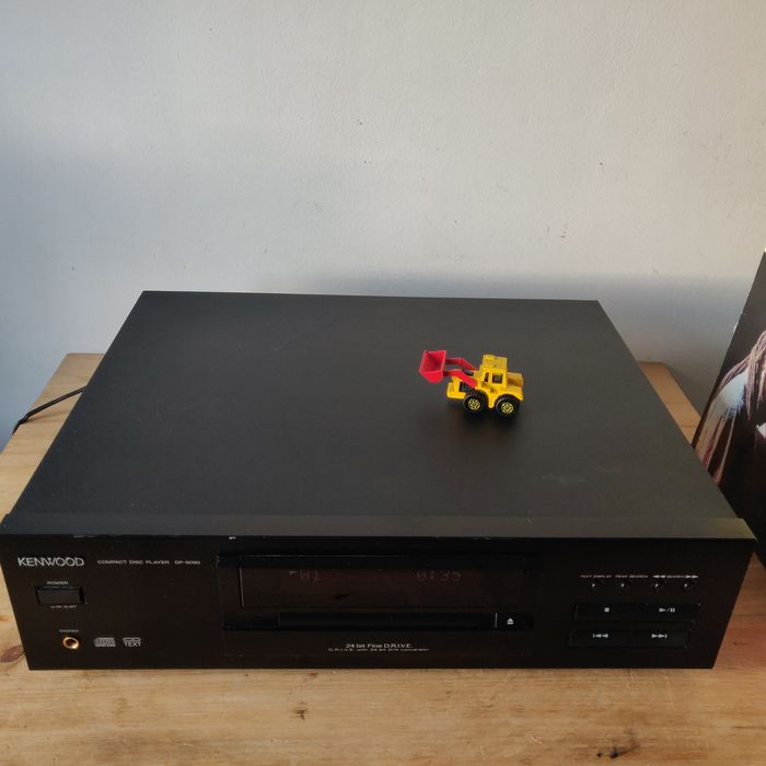 Cd player Kenwood DP-5090-24bit D/A conversion
