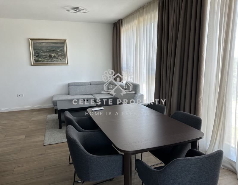 Дава се под наем Тристаен апартамент в София, Витоша - 124 кв.м за 1250 € - Снимка #1