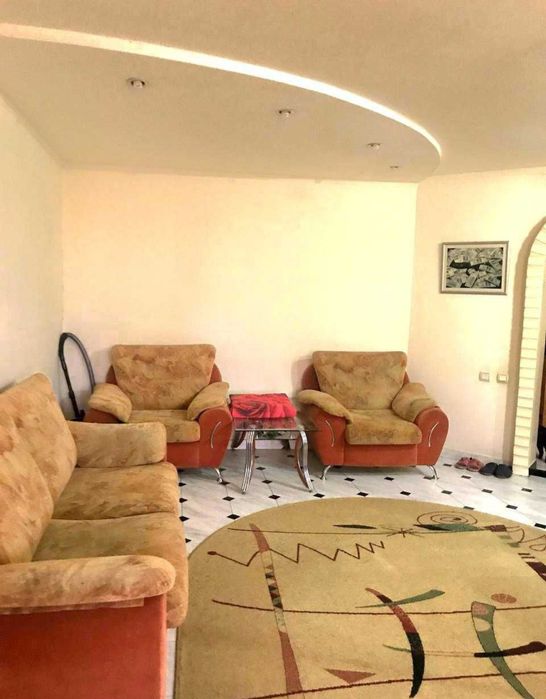 Буюк Ипак Йули 3/1/4  74м²  Кирпич.