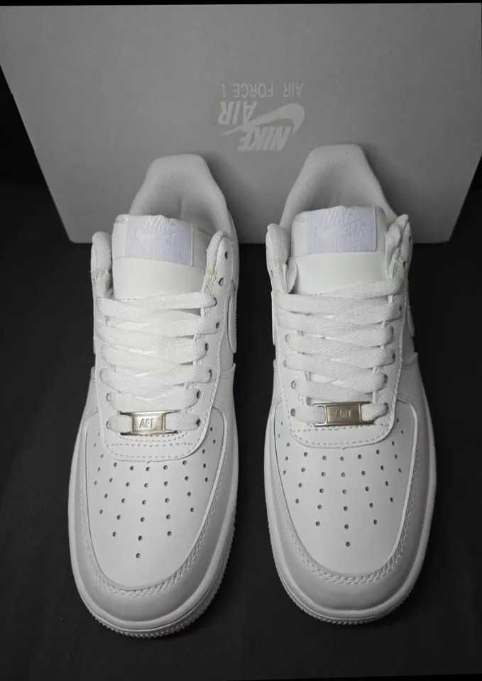 (36-48н) Nike Air Force 1 07' Triple White Classic