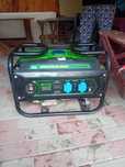 Generator electric monofazat, motor benzina, putere 2.5/3.0 kw.