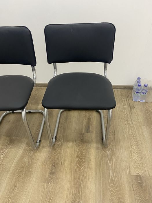 Офисные стулья новые