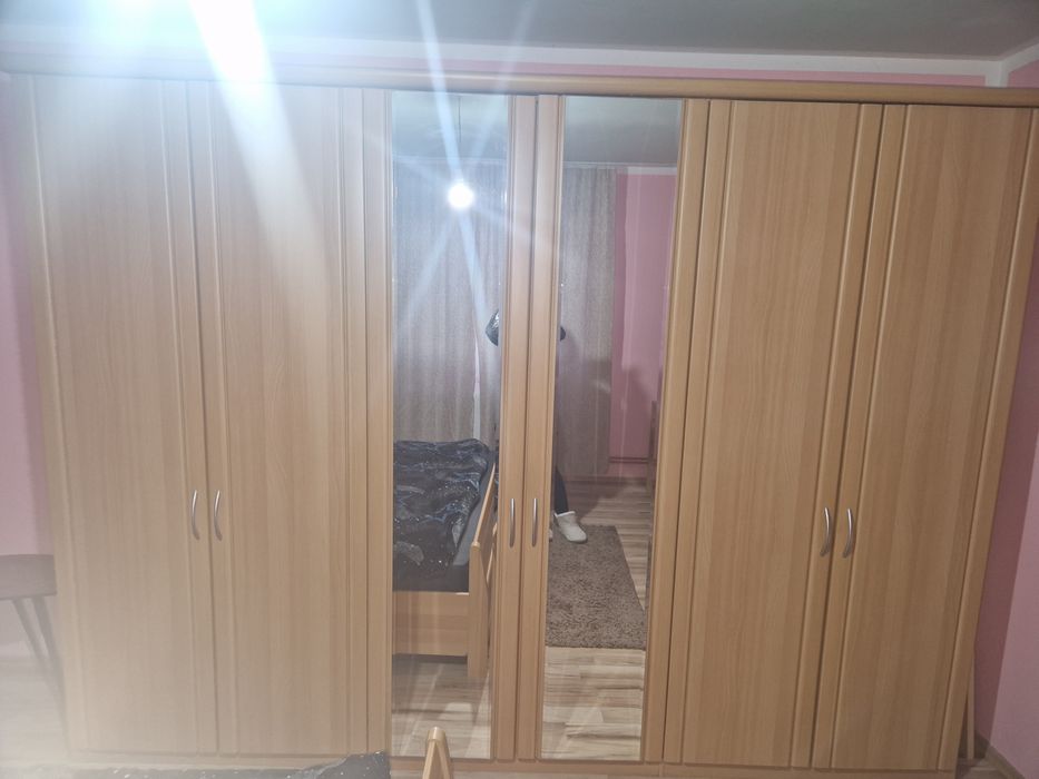 Dormitor complect pe 2 m