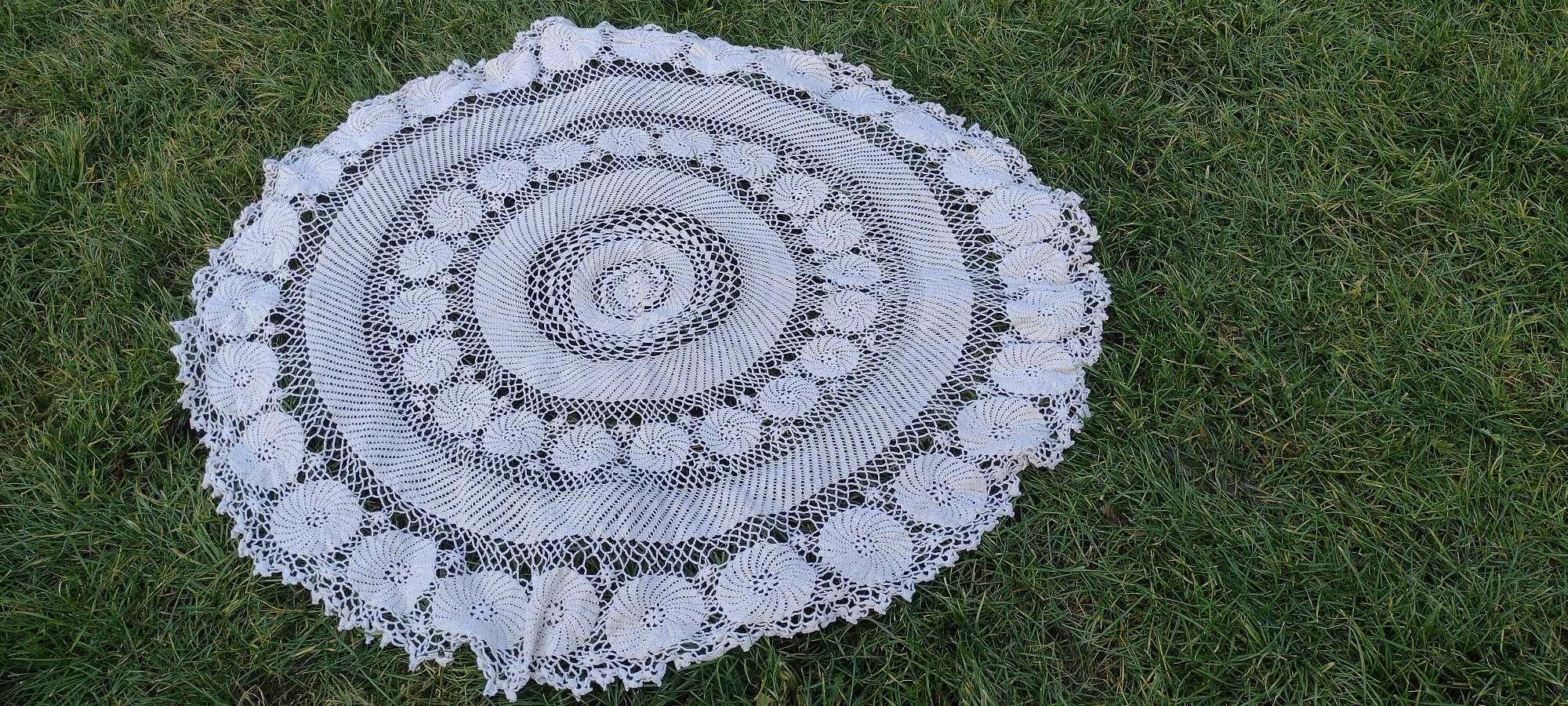 Fata de masa crosetata fir de macrame/ manual /diametru 1,20/M.