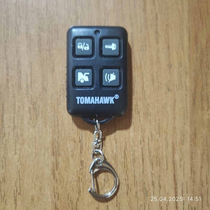 Улица сигнализации tomahawk 9010 новый