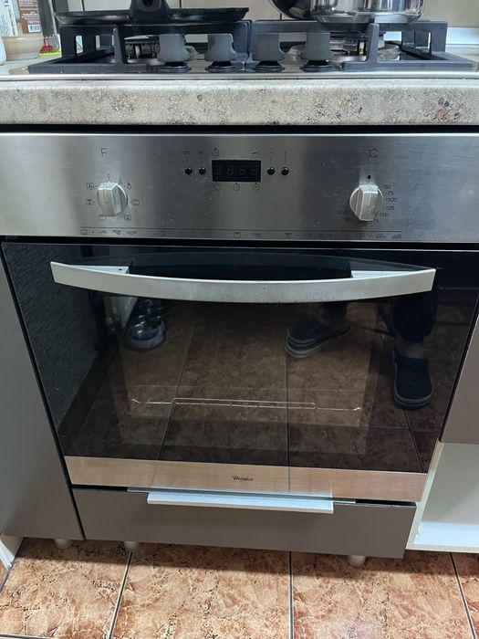 Cuptor electric incorporabil Whirlpool