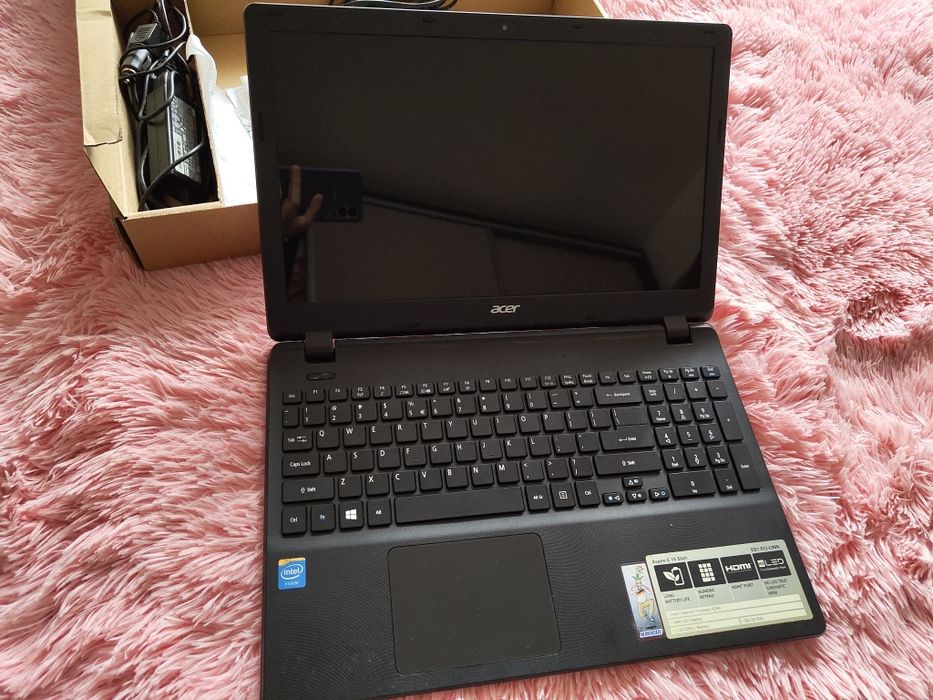 Laptop Acer Aspire E15 - defect