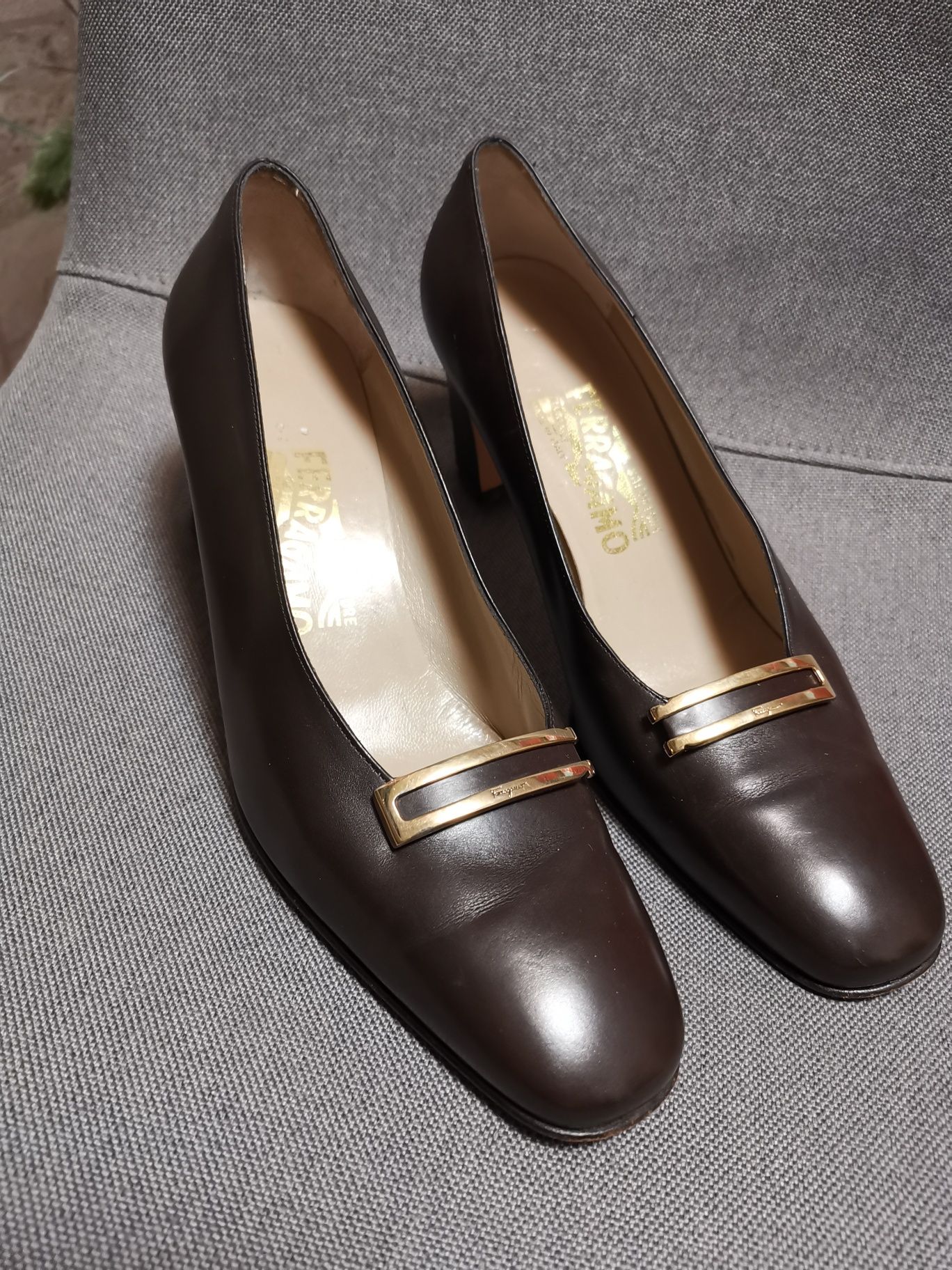 Pantofi dama Salvatore Ferragamo măsura 8 1/2