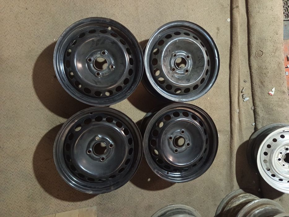 14diska qoʻqon idiyal holatda turibdi