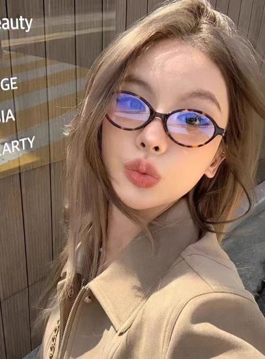 Винтажные Очки — «Овалы» в Модной Коричневой Оправе.