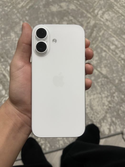 Iphone 17 256 gb с гарантией купили только вчера