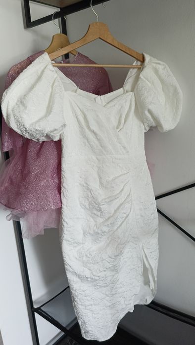 Rochie albă,purtata o singura dată