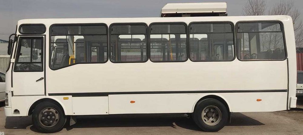 ISUZU автобус сотилади