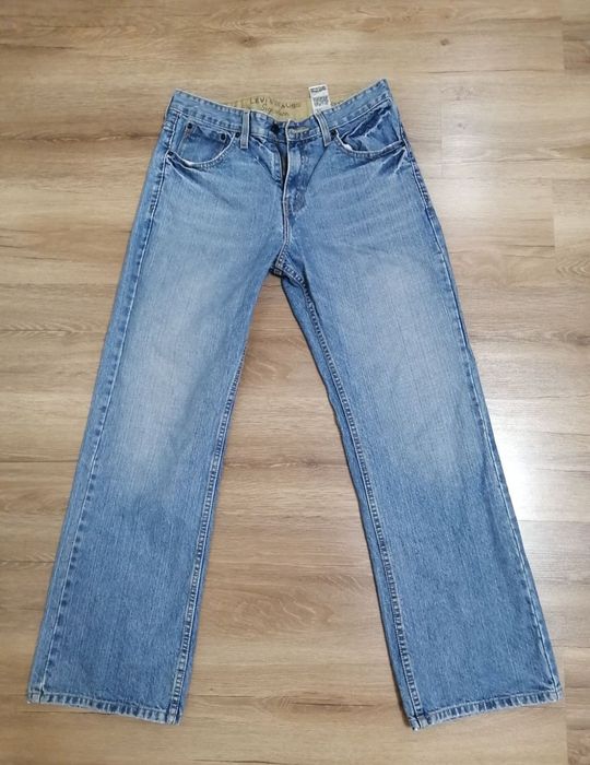 Фирменные джинсы Levis Strauss