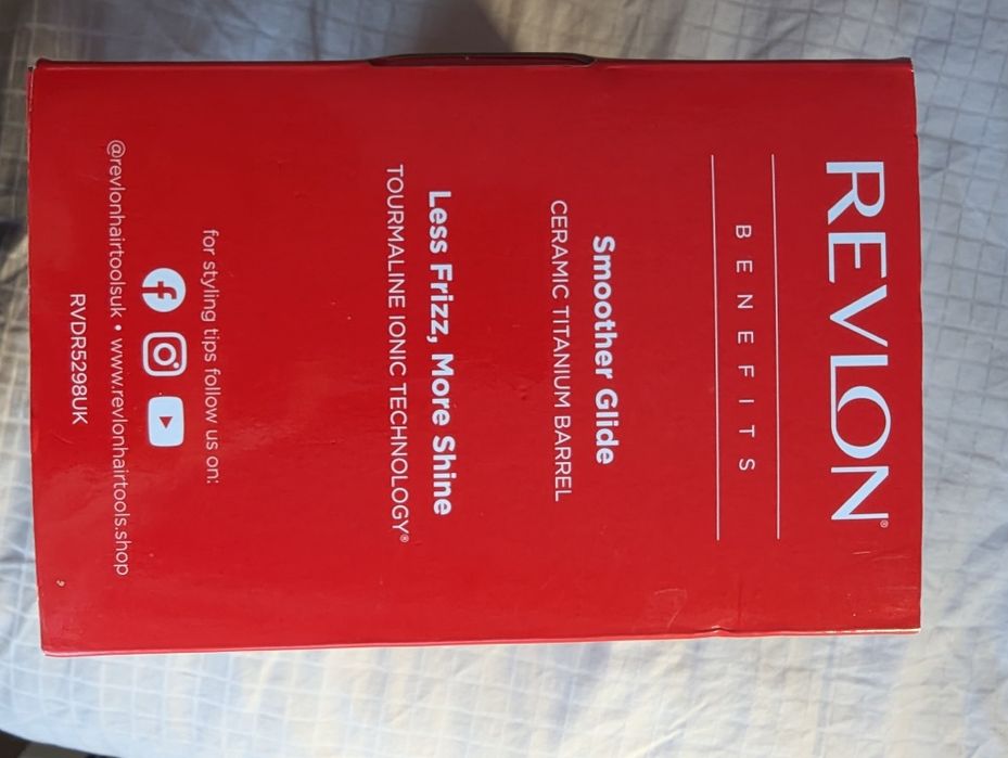 Revlon ВНОС Англия последен модел  one step volumiser plus сешоар четк