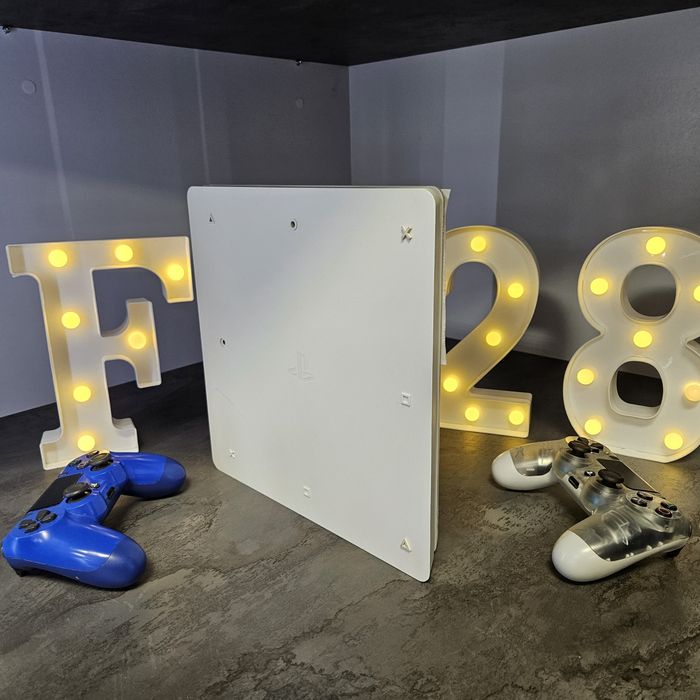 Amanet F28: PS4/PlayStation 4 500gb