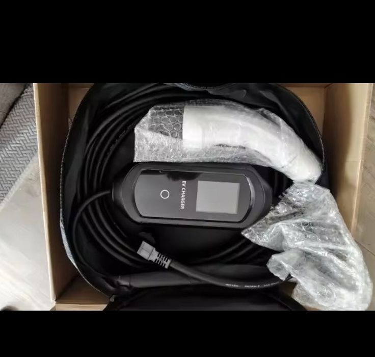 Statie cu WiFi - încărcare mașini electrice, 3.8 Kw, 5m, geantă trsnsp