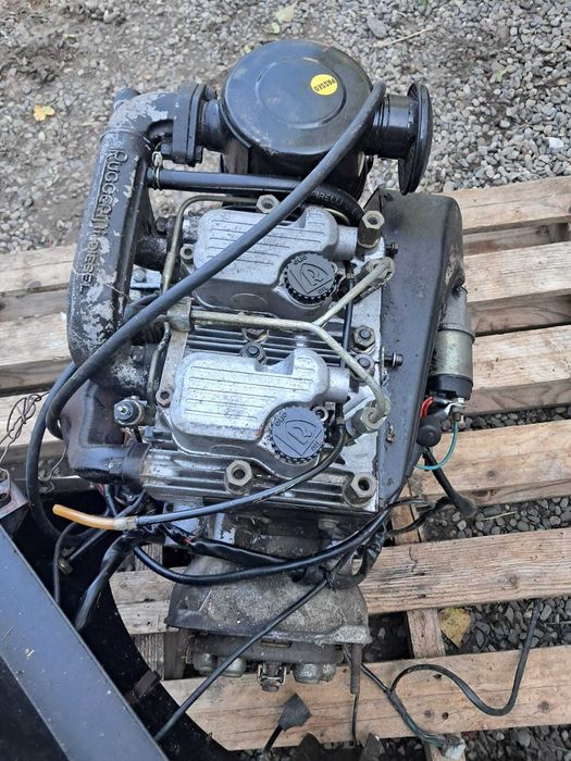 motor Ruggerini cu 2 cilindri