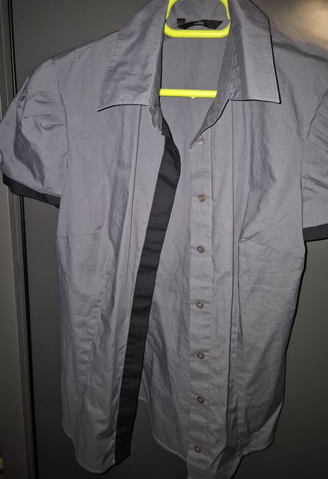 Vând camasa NIFE maneca scurta