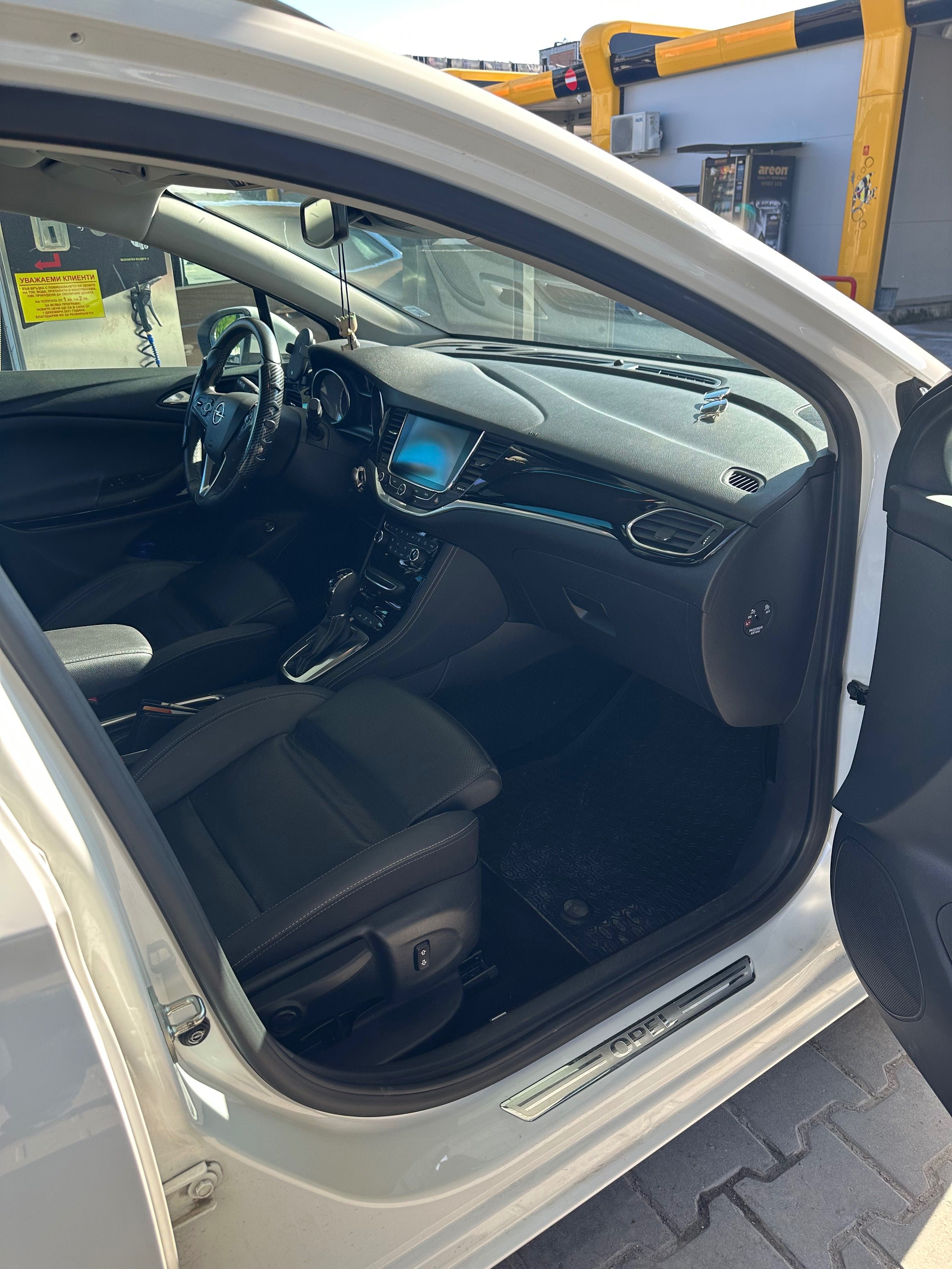 OPEL ASTRA K sports tourer Кола с всички ЕКСТРИ