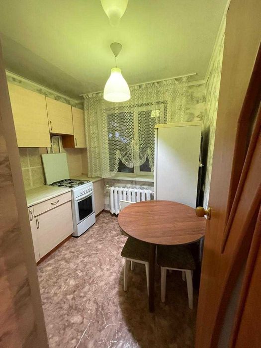 Продам 1 ком кв. лицей Аль-фараби 10,300 не угол