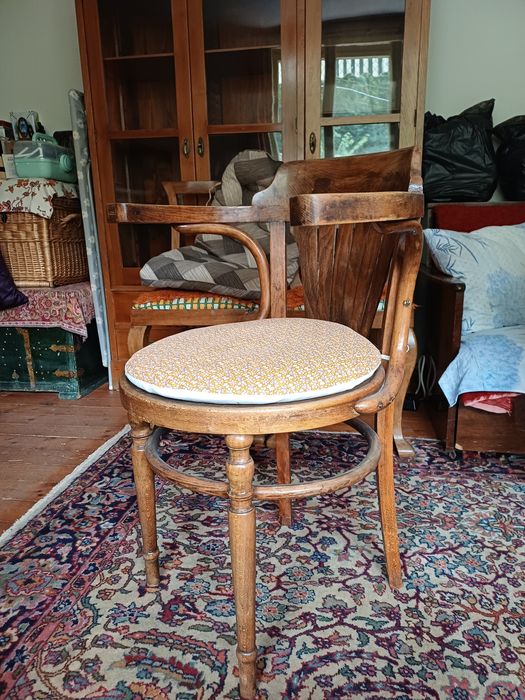 Ретро/старинни столове