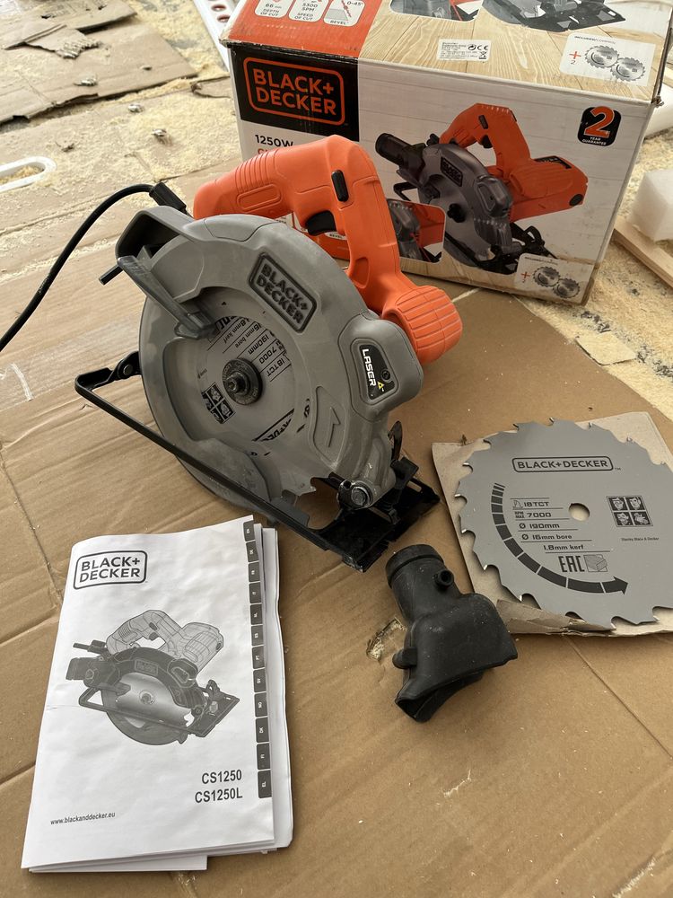 Ръчен циркъляр BLACK&DECKER CS1250LA 1200W 190 mm диск