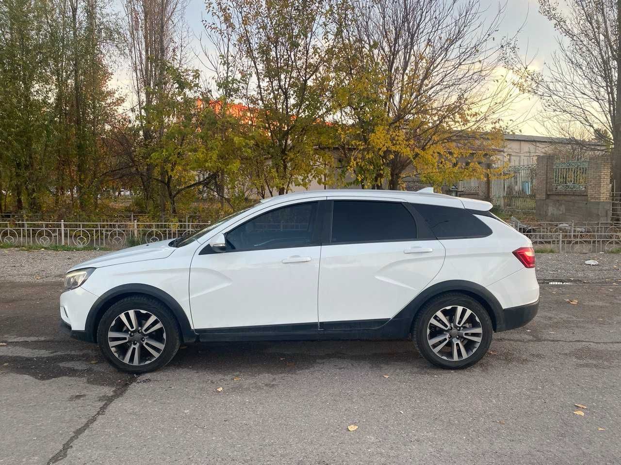 Lada Vesta SW Cross