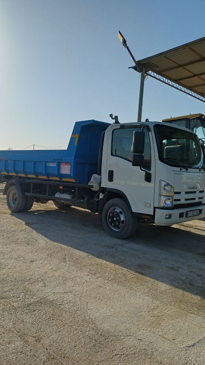 Isuzu самосвал 2023