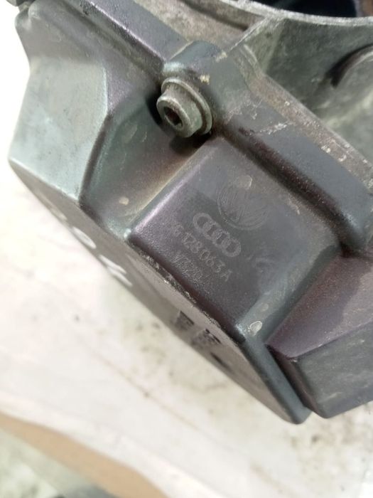 Clapeta acceleratie 2.0 tdi bmp 03g128063a Volkswagen VW Jetta 5