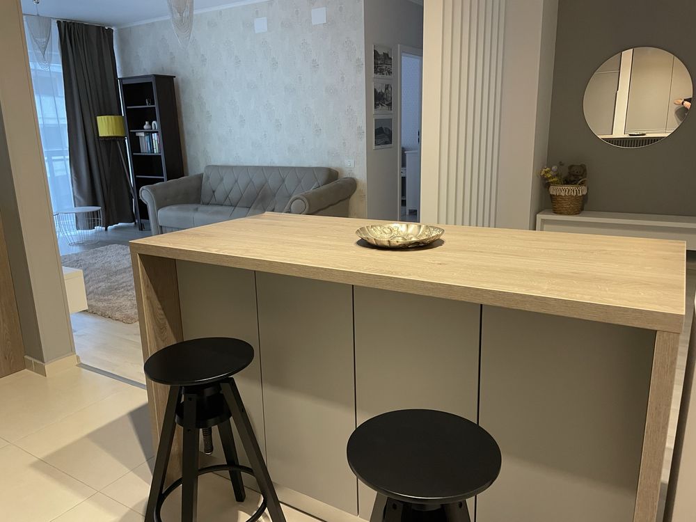 Închiriez apartament 2 camere