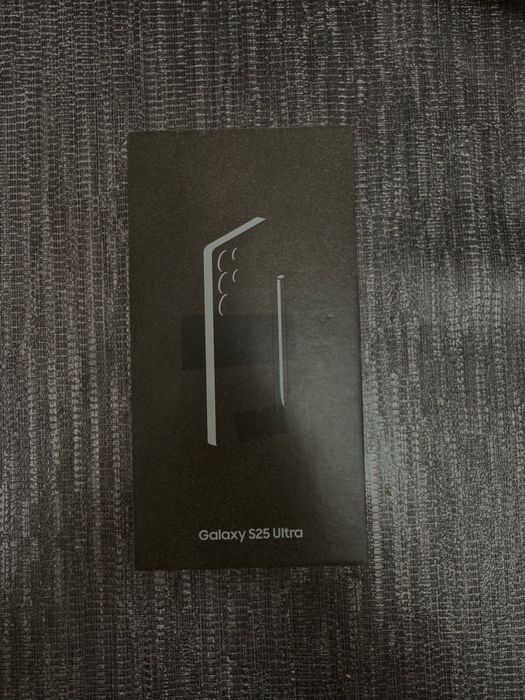 Samsung S25 Ultra cutia sigilata
