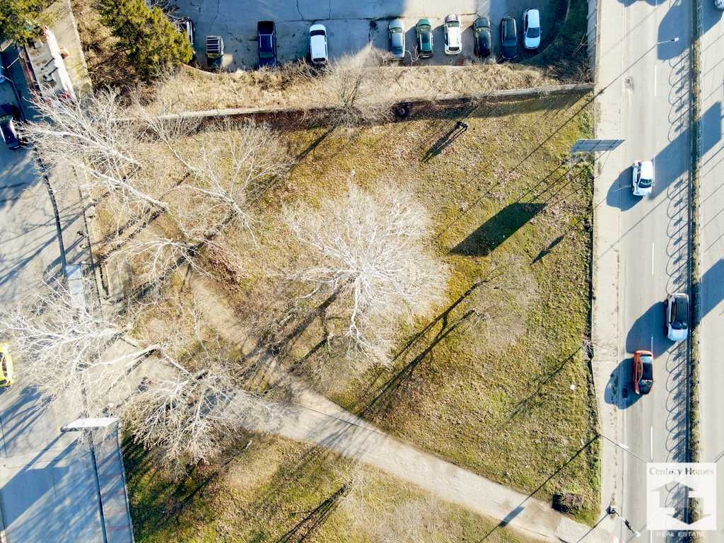 Продава се Парцел в Велико Търново, Център - 1478 кв.м за 236 €/кв.м - Снимка #1