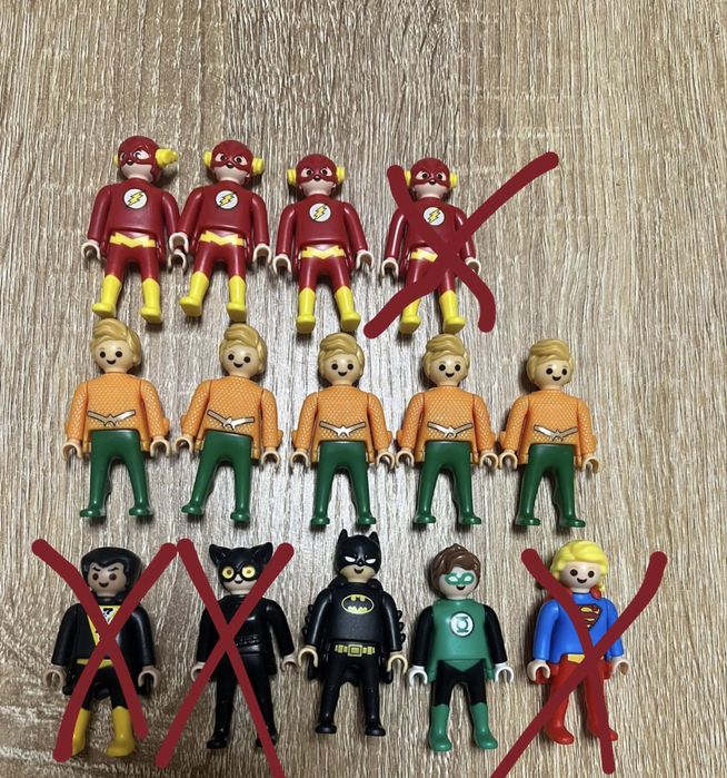 Kinder surprise DC Playmobil