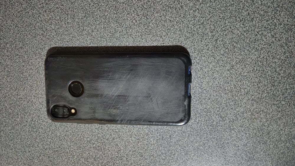 Vând huawei p 20 lite 64gb/4 gb ram
