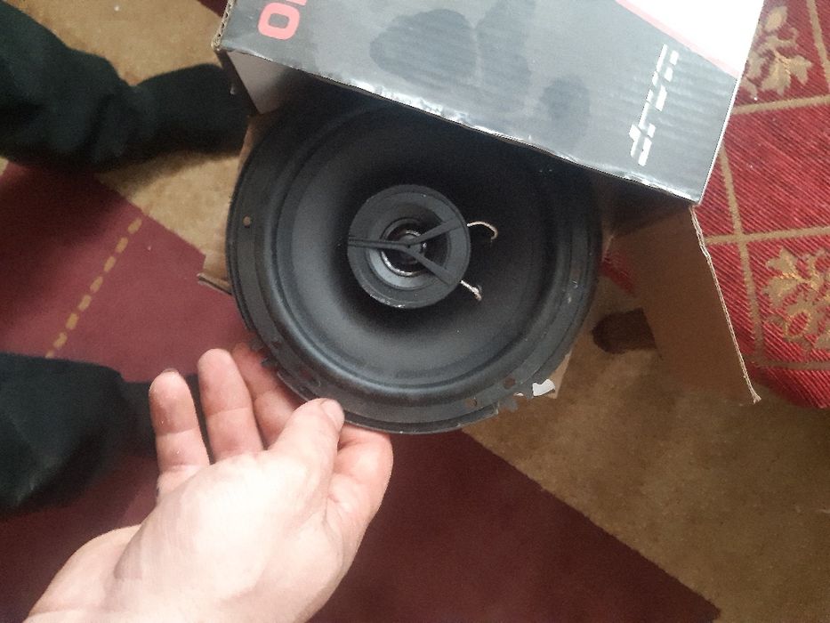 Колонка машинага салынбаган алдым сол куй тур