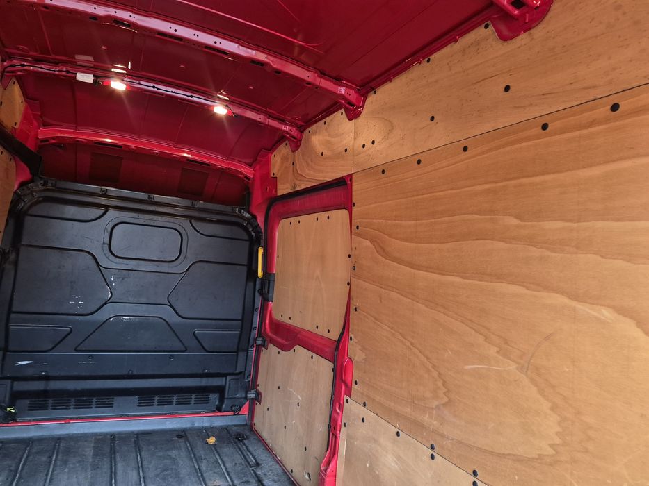 Duba Ford tranzit 2.0 an 2018