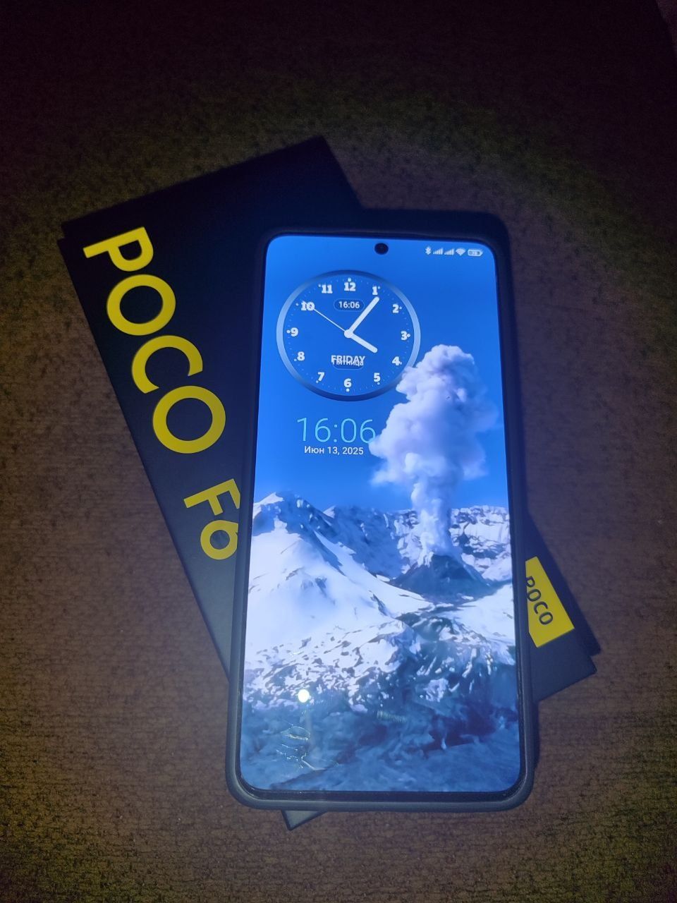 Продам свой Poko F6 12/512